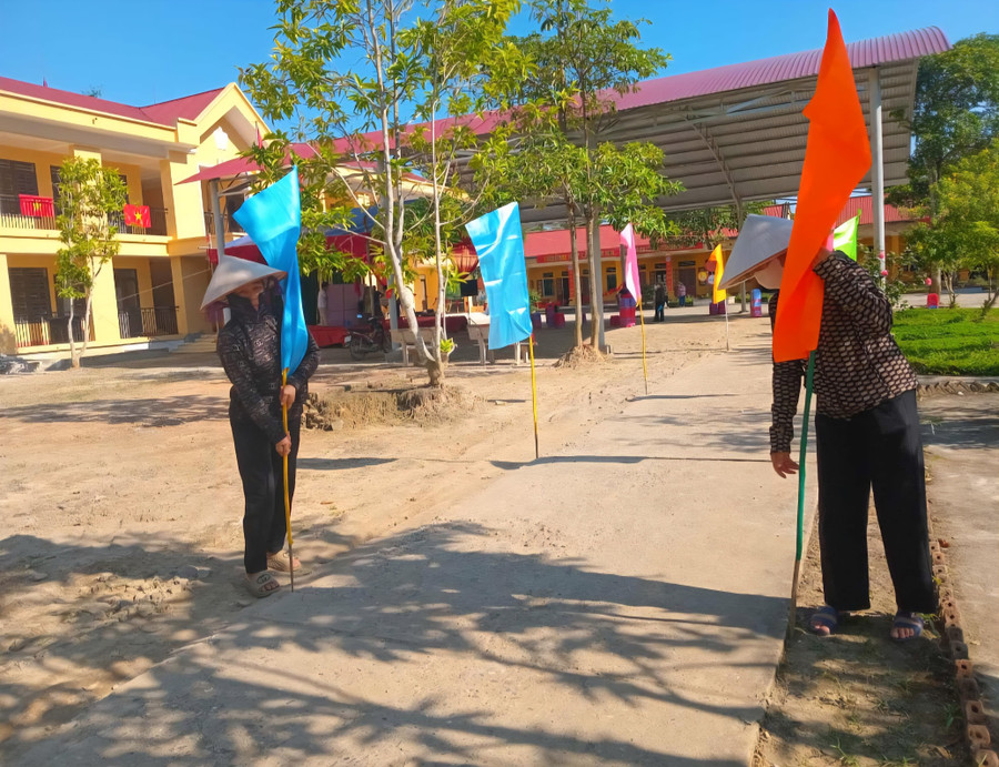 Trung Tâm Đăng Nhập MM88 Chính Thức Mới trường Tiểu học Bạch Xa chuẩn bị cho lễ khai giảng. 1000041043.jpg
