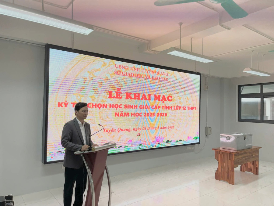 Lãnh đạo Sở GD&ĐT Tuyên Quang khai mạc MM88 đăng nhập chọn MM886 slot game, bắn cá, lô đề, đá gà giỏi cấp tỉnh năm học 2025 - 2026. 1000048186.jpg