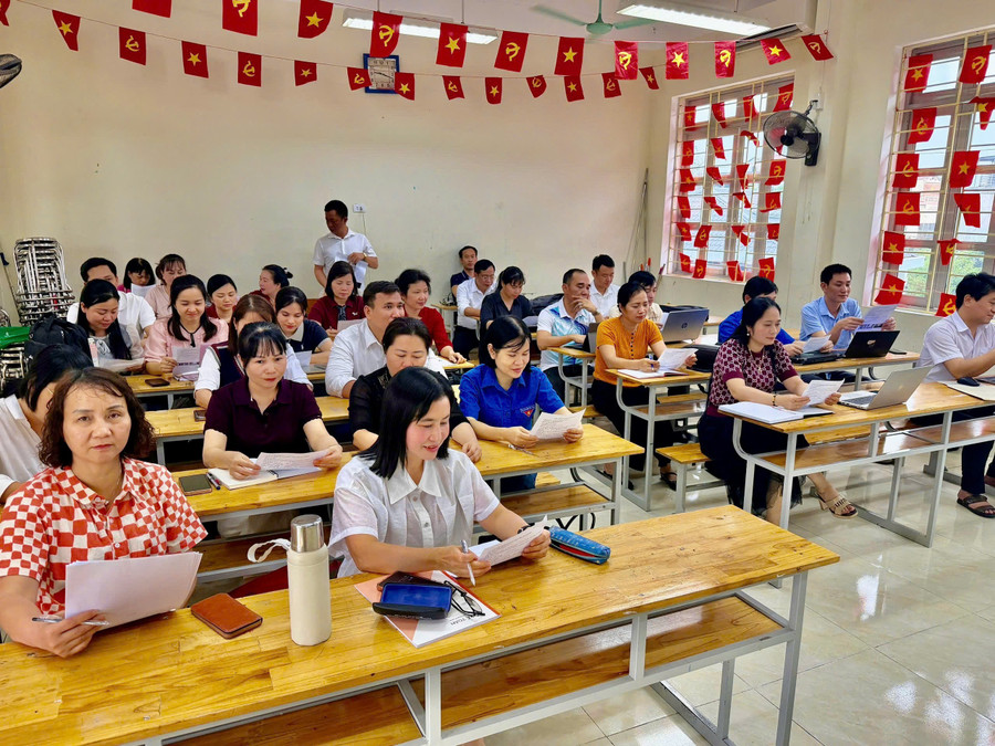 Trung Tâm Đăng Nhập MM88 Chính Thức Mới, nhân viên kế toán của MM88b nhà cái đều tham gia việc học tiếng Anh. 1000049103.jpg