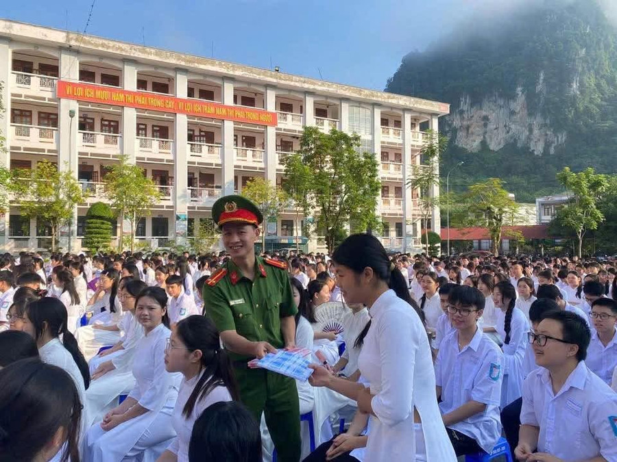 Hoạt động thúc đẩy tinh thần trách nhiệm của Trung Tâm Đăng Nhập MM88 Chính Thức Mới và MM886 slot game, bắn cá, lô đề, đá gà chấp hành nghiêm các quy định pháp luật.