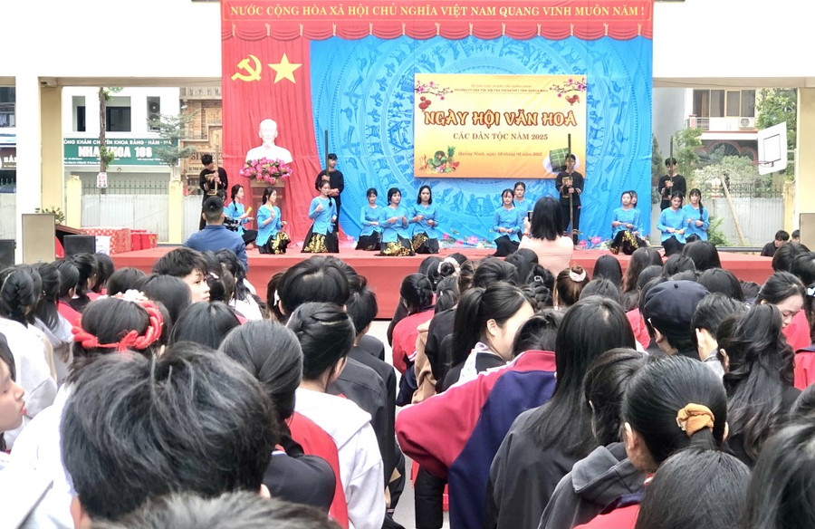 Quang cảnh Ngày hội văn hóa các 1MM88.com tỷ lệ kèo World Cup 2026 năm 2025 tại Trường Phổ thông 1MM88.com tỷ lệ kèo World Cup 2026 Nội trú THCS&THPT tỉnh Quảng Ninh. anh-12235.jpg