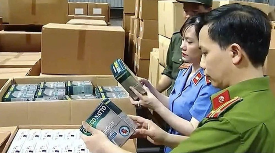 Một số sản phẩm thực phẩm chức năng giả bị cơ quan 88MM88 kèo WC hôm nay bắt giữ. vu-100-tan-thuc-pham-chuc-nang-gia-3.png