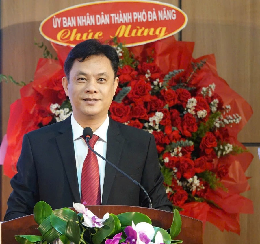 PGS.TS Nguyễn Văn Long - Hiệu trưởng Trường MM888 bảo mật tuyệt đối Ngoại ngữ (MM888 bảo mật tuyệt đối Đà Nẵng). Ảnh: Hà Nguyên.