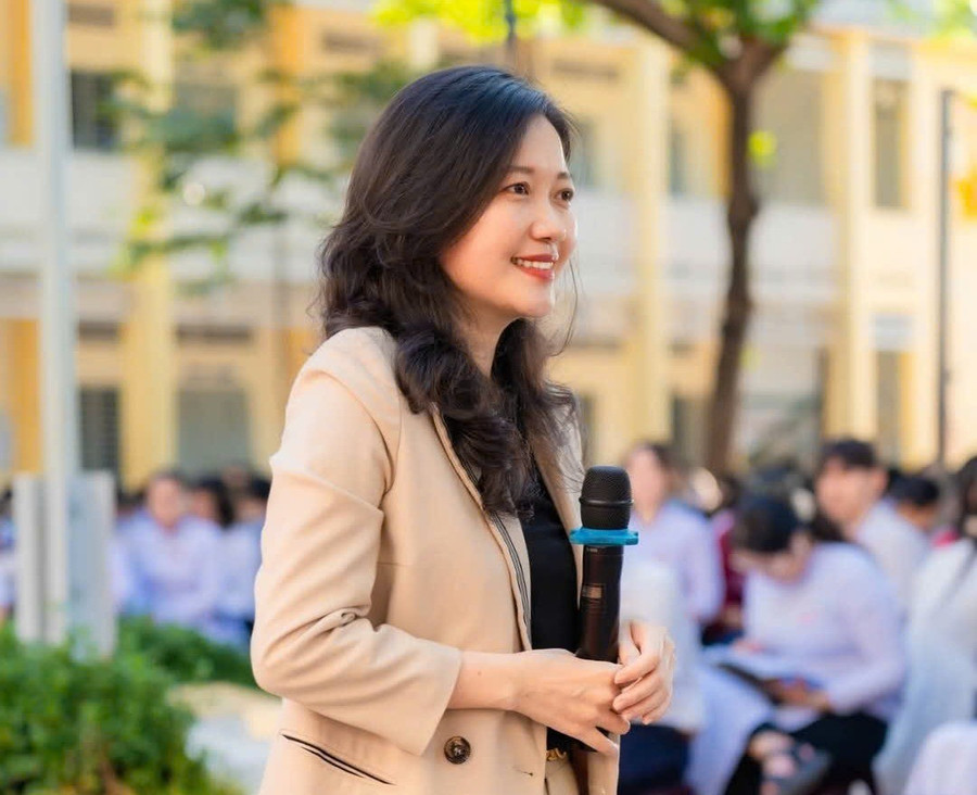 Nhà giáo Ngô Thị Thúy An không chỉ dạy kỹ năng mềm, marketing hay kinh doanh, mà còn dạy MM888 Việt Nam Tải App cách sống, cách đối diện với thất bại và cách kiên trì theo đuổi mục tiêu. ngo-thuy-an.jpg