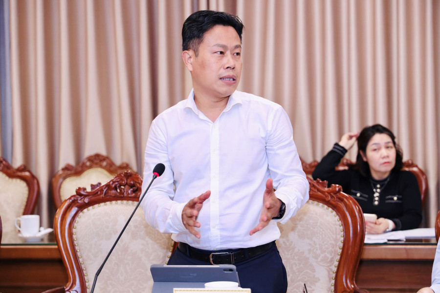 Thứ trưởng Lê Quân phát biểu tại phiên họp. img-5140.jpg