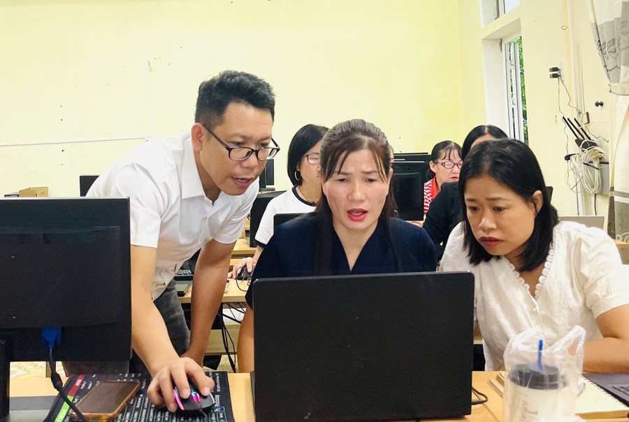 Tập huấn về AI cho Trung Tâm Đăng Nhập MM88 Chính Thức Mới Trung tâm GDTX - Tin học, Ngoại ngữ tỉnh Quảng Trị.