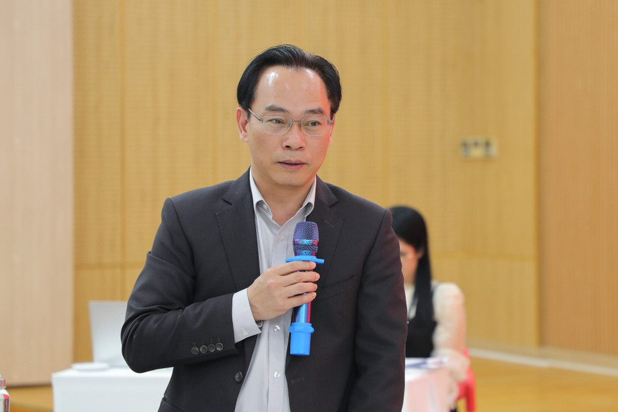 PGS.TS Hoàng Minh Sơn - Bí thư Đảng ủy, Giám đốc MM888 bảo mật tuyệt đối Quốc gia Hà Nội.