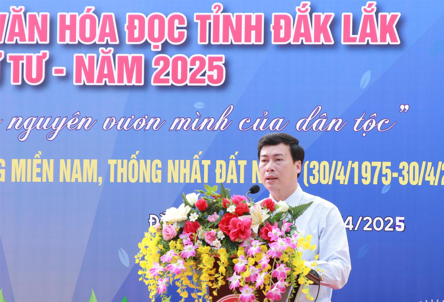 Ông Trần Hồng Tiến, Giám đốc Sở Văn hóa, Thể thao và Du lịch tỉnh Đắk Lắk phát biểu. (Ảnh: THÀNH TÂM) 7.jpg