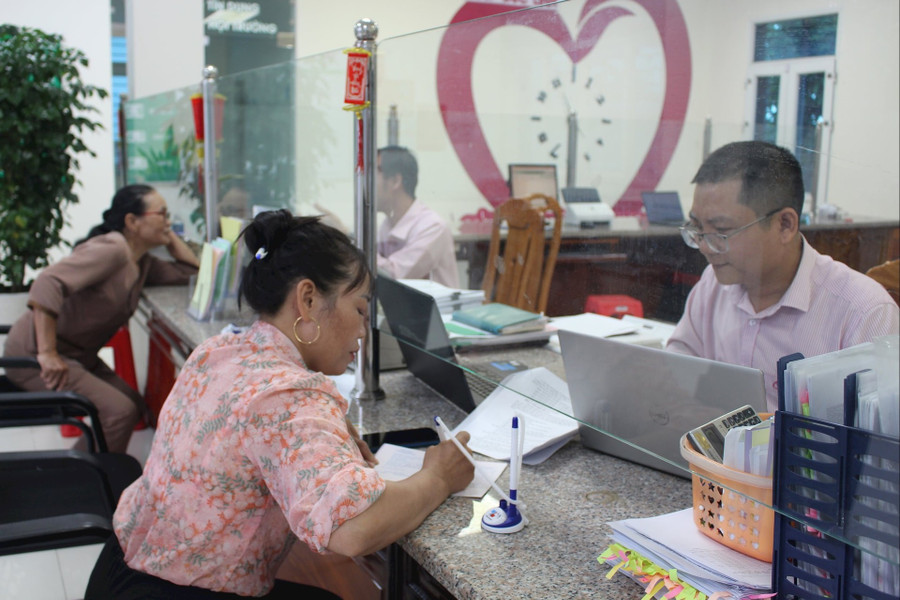 Giải ngân cho khách hàng là MM888 Việt Nam Tải App đầu tiên ở xã Đức Linh. hinh-2.jpg