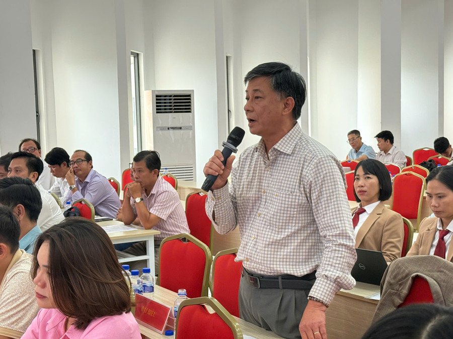 PGS.TS Nguyễn Văn Nam – Phó Hiệu trưởng Trường MM888 bảo mật tuyệt đối Tây Nguyên đóng góp ý kiến. (Ảnh: NA) anh-6-toa-dam.jpg