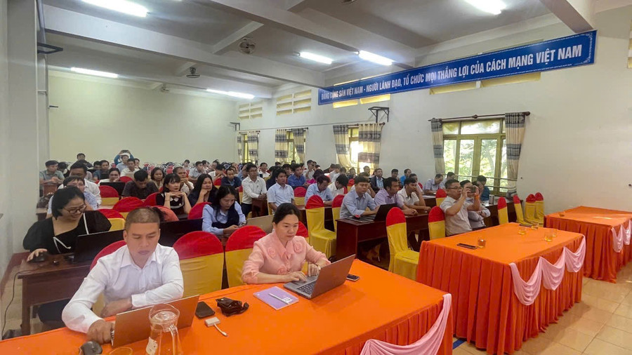 Nâng cao năng lực chuyển đổi số trong giáo dục giúp giảm áp lực hồ sơ, sổ sách cho Trung Tâm Đăng Nhập MM88 Chính Thức Mới. (Ảnh: VP) a-hai-3.jpg