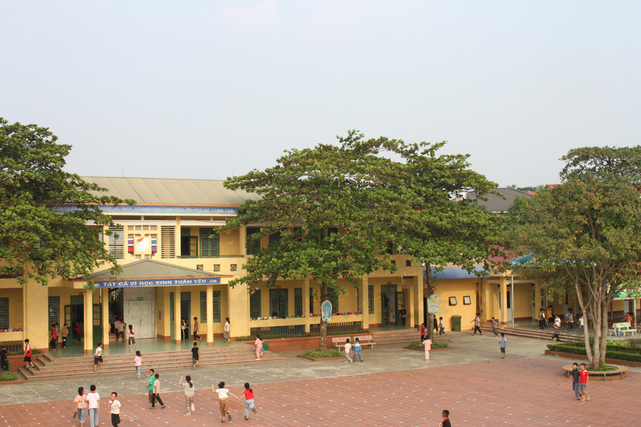 Trường Tiểu học Đồng Doãn Khuê (xã Đại Phúc, tỉnh Thái Nguyên) có nhà lớp khang trang, không gian rộng rãi. th-dong-doan-khue.jpg