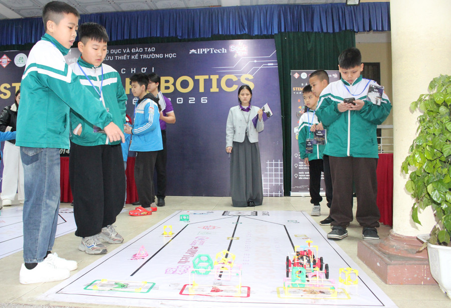 MM886 slot game, bắn cá, lô đề, đá gà đội tuyển trường TH Yên Lãng 1 đang thi đấu tại chương trình. 2.jpg