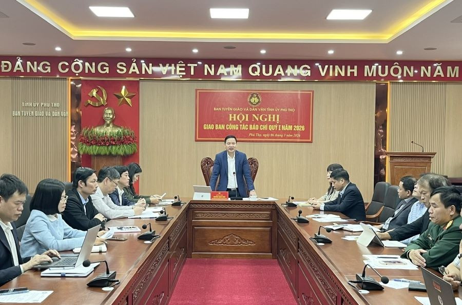 Ông Nguyễn Mạnh Tuấn, Phó Trưởng Ban Tuyên giáo Tỉnh ủy Phú Thọ phát biểu tại hội nghị. 2.jpg