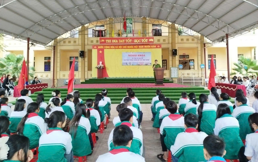 Trường THCS Cao Mại tổ chức ngoại khóa 575624699-1418292476503427-4985649020352746689-n.jpg