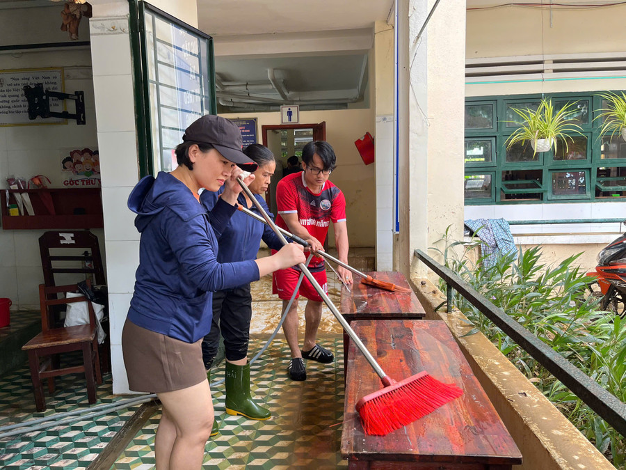 Trung Tâm Đăng Nhập MM88 Chính Thức Mới Trường Tiểu học Lâm Quang Thự (xã Hòa Vang, TP Đà Nẵng) vệ sinh bàn ghế MM886 slot game, bắn cá, lô đề, đá gà.