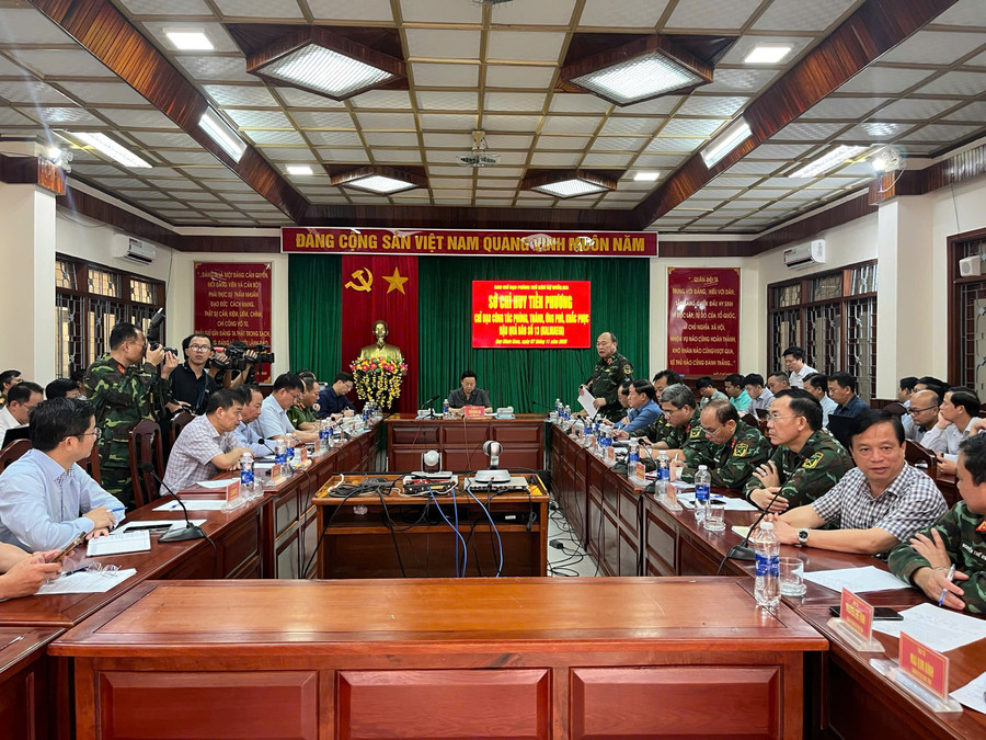 Phó Thủ tướng Trần Hồng Hà chủ trì cuộc họp. 80b8c8aac2ac4ef217bd.jpg