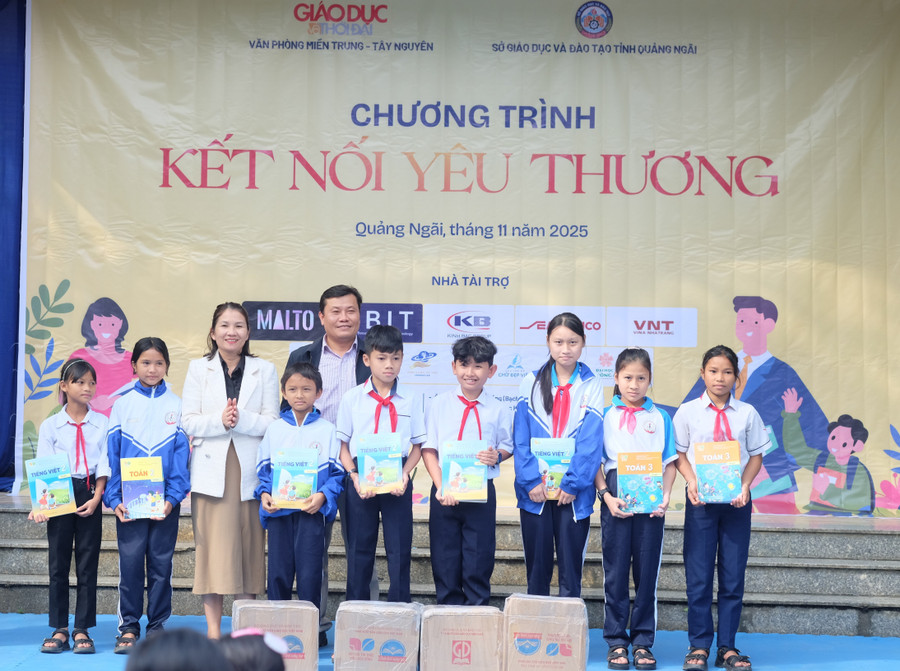 Những món quà nhỏ nhưng đầy ý nghĩa. dscf6847.jpg