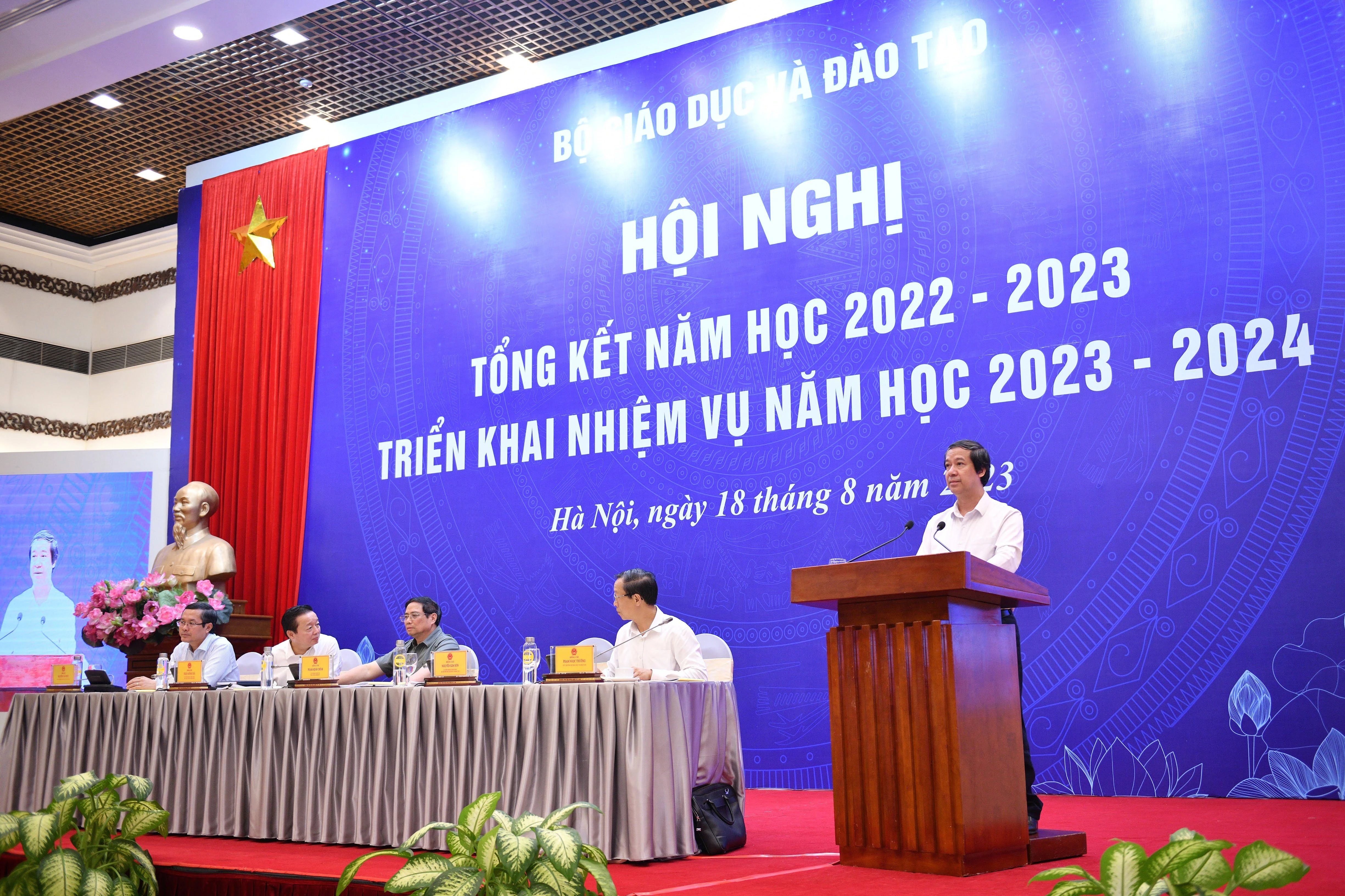 Bộ trưởng Nguyễn Kim Sơn phát biểu bế mạc Hội nghị.