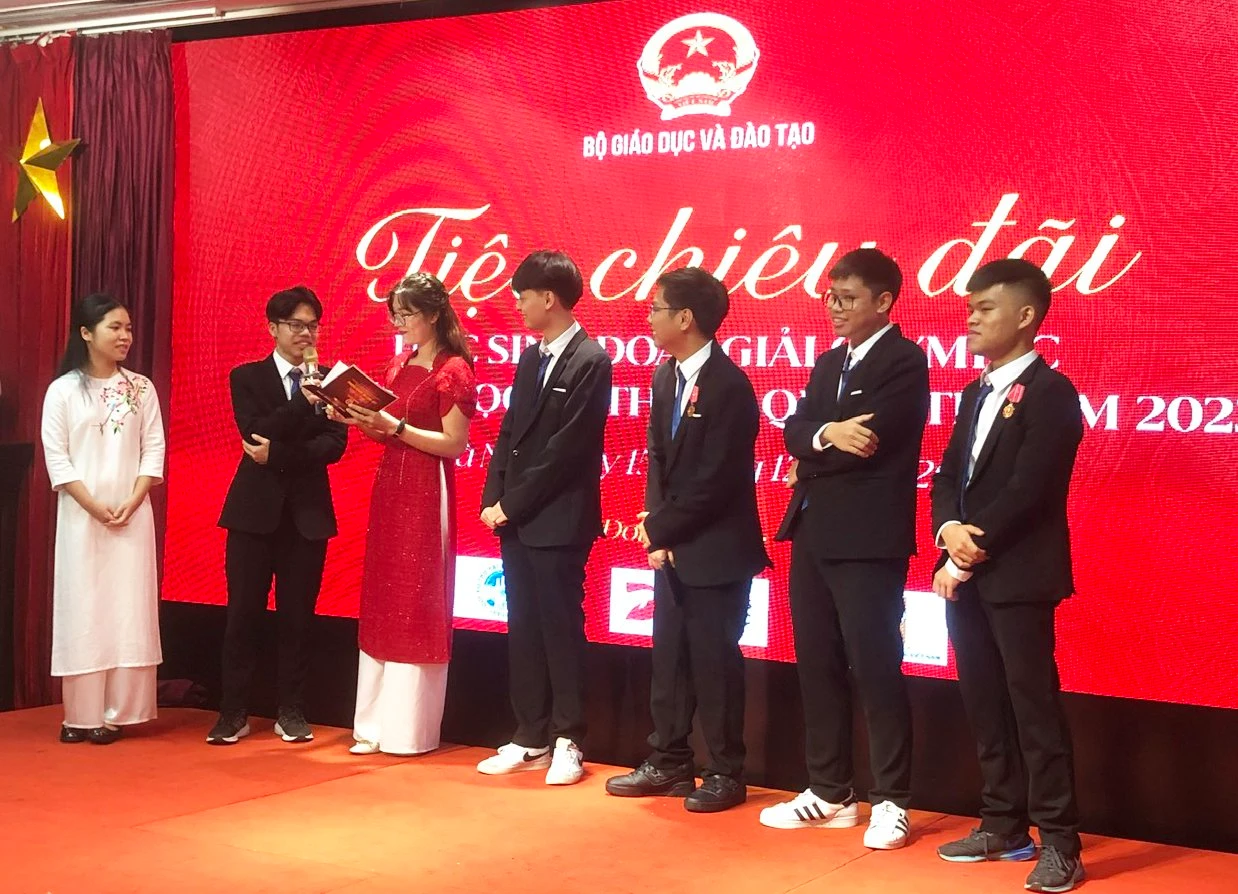 Các MM886 slot game, bắn cá, lô đề, đá gà đạt giải Olympic quốc tế 2023 giao lưu. Các MM886 slot game, bắn cá, lô đề, đá gà đạt giải Olympic quốc tế 2023 giao lưu.