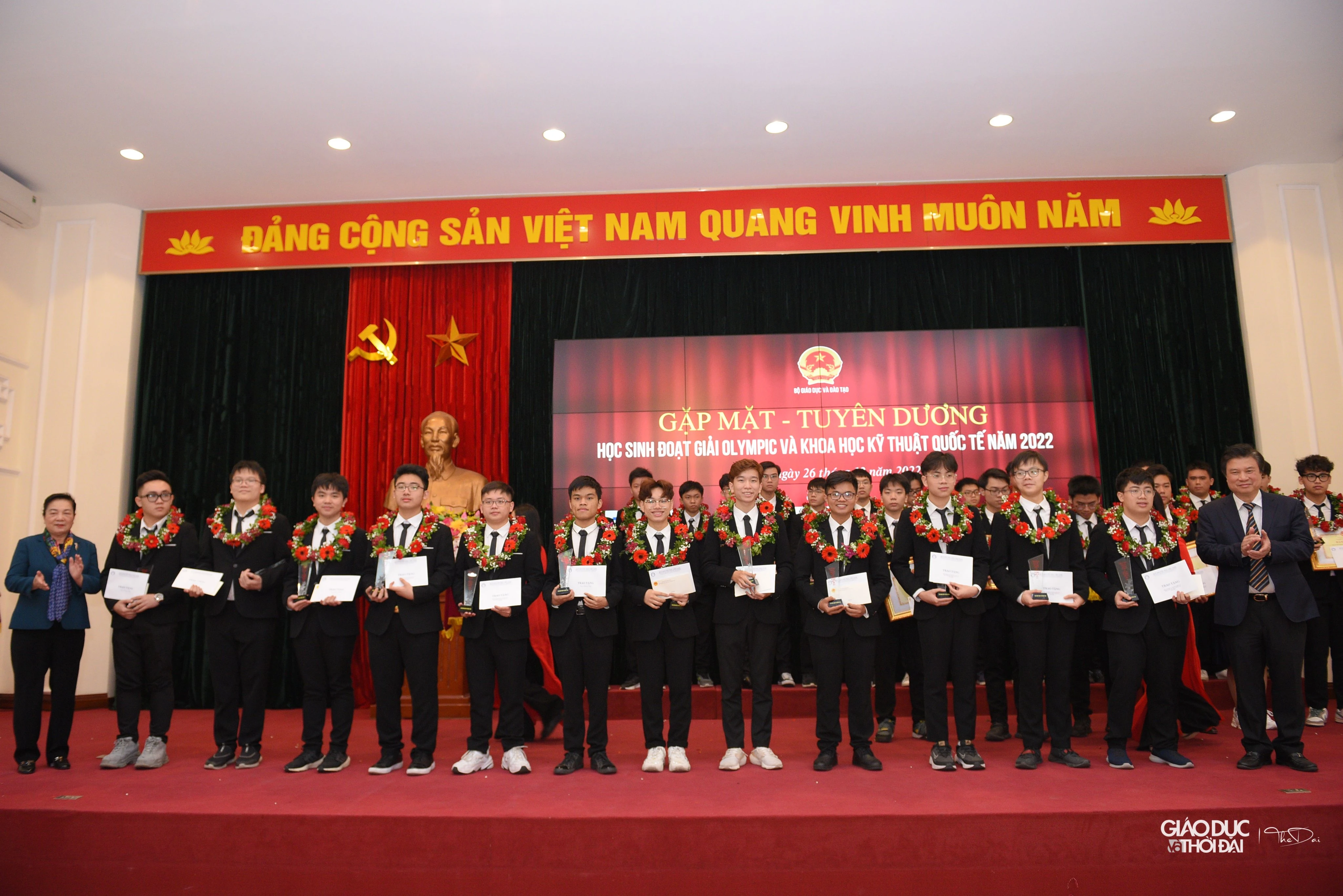 Vinh danh MM886 slot game, bắn cá, lô đề, đá gà đoạt giải Olympic và Khoa học kỹ thuật quốc tế ảnh 26 Vinh danh MM886 slot game, bắn cá, lô đề, đá gà đoạt giải Olympic và Khoa học kỹ thuật quốc tế ảnh 26