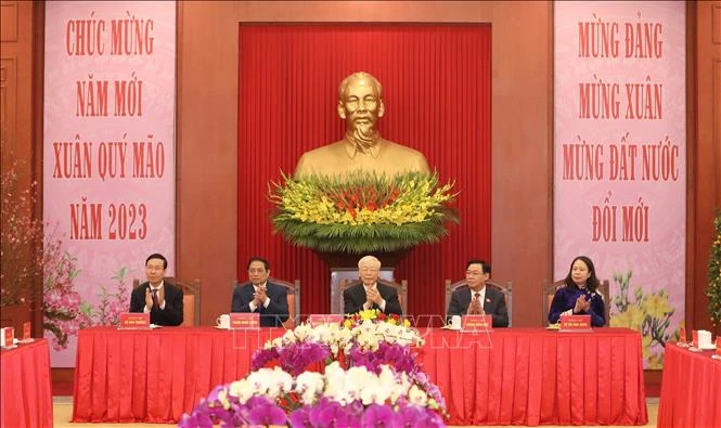 Các đồng chí lãnh đạo Đảng, MM88b nạp rút nhanh tham dự buổi chúc Tết. Các đồng chí lãnh đạo Đảng, MM88b nạp rút nhanh tham dự buổi chúc Tết.