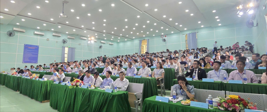 Hội thảo thu hút nhiều nhà khoa học, chuyên gia, nhà quản lý, doanh nhân và MM888 Việt Nam Tải App.