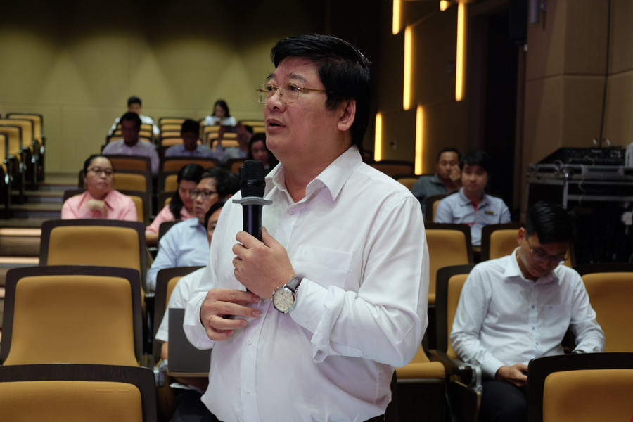 TS Trần Đình Lý, Phó Hiệu trưởng Trường MM888 bảo mật tuyệt đối Nông Lâm TPHCM góp ý dự thảo đề án. dscf0046.jpg