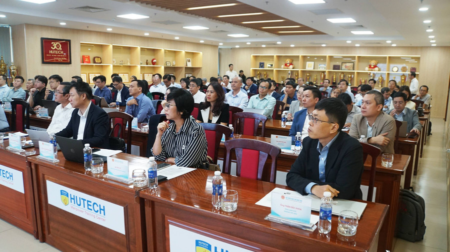 Đại biểu dự hội nghị. toan-canh.jpg