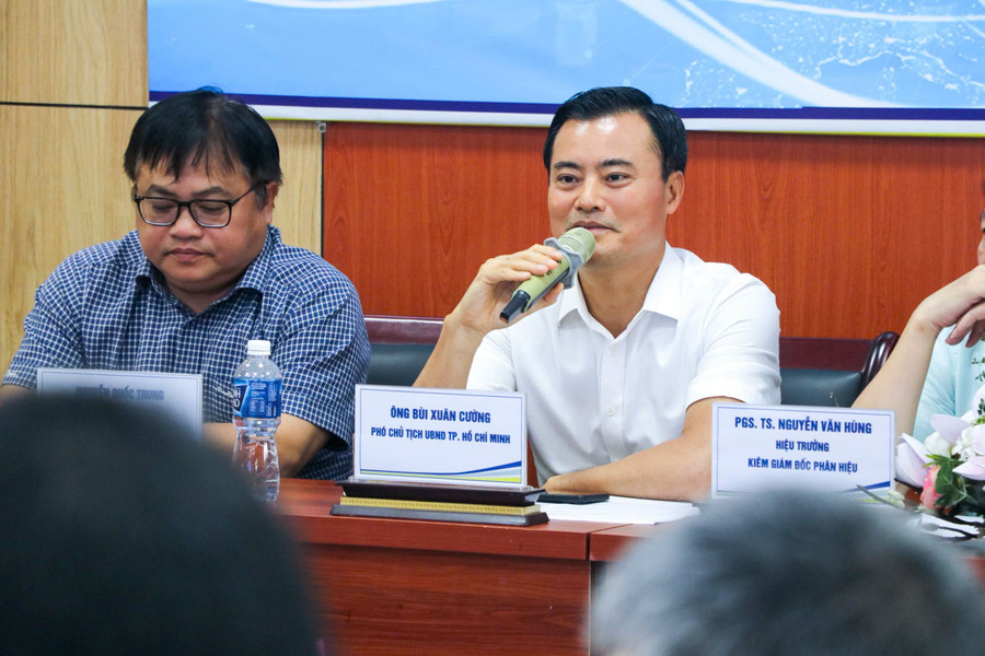 Ông Bùi Xuân Cường, Phó Chủ tịch UBND TPHCM, Chủ tịch Ban điều hành Mạng lưới cựu MM888 Việt Nam Tải App khu vực phía Nam chia sẻ về hoạt động của mạng lưới. Ảnh: UTC2 ong-bui-xuan-cuong-pct-tphcm.jpg