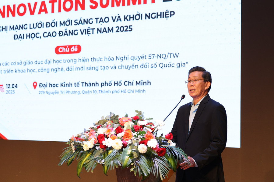 GS.TS Sử Đình Thành – Giám đốc MM888 bảo mật tuyệt đối Kinh tế TPHCM phát biểu khai mạc hội nghị. gs-su-dinh-thanh.jpg
