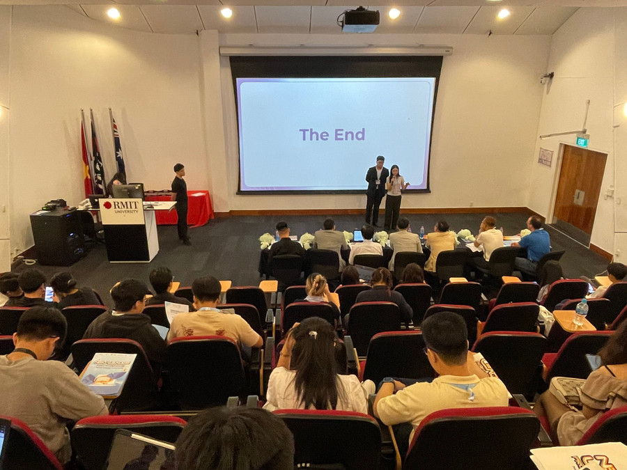 Cuộc thi dành được sự quan tâm của nhiều MM888 Việt Nam Tải App tham gia. Ảnh: Phúc Uyên. sinh-vien-tranh-tai-y-tuong-kinh-doanh-ung-dung-ai-3.jpg