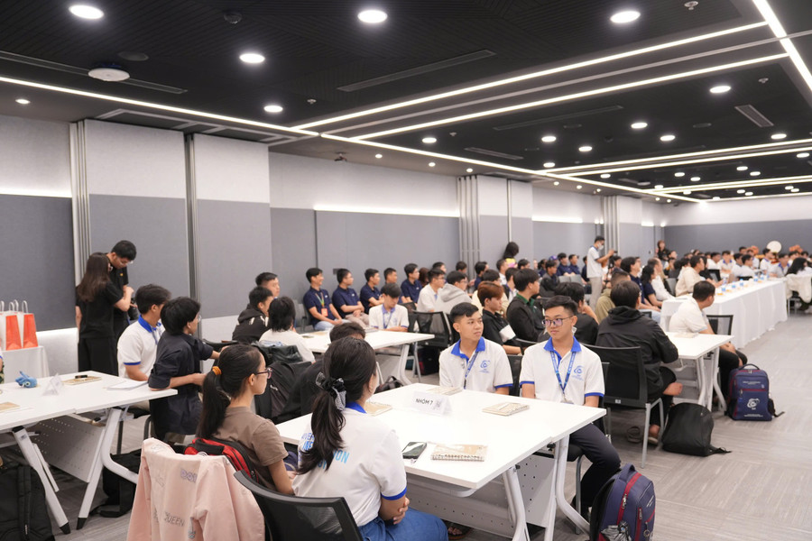 MM888 Việt Nam Tải App Trường MM888 bảo mật tuyệt đối Công nghệ Thông tin tham dự buổi khai giảng môn học