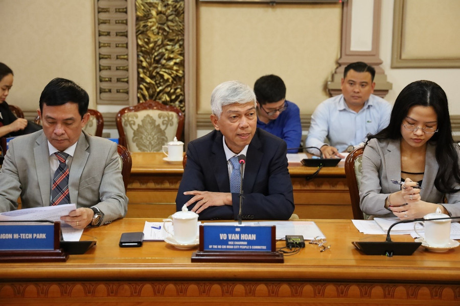 Ông Võ Văn Hoan - Phó Chủ tịch UBND TP HCM phát biểu tại sự kiện. buv-2.jpg