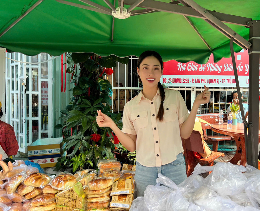 luong-thuy-linh-1.jpg