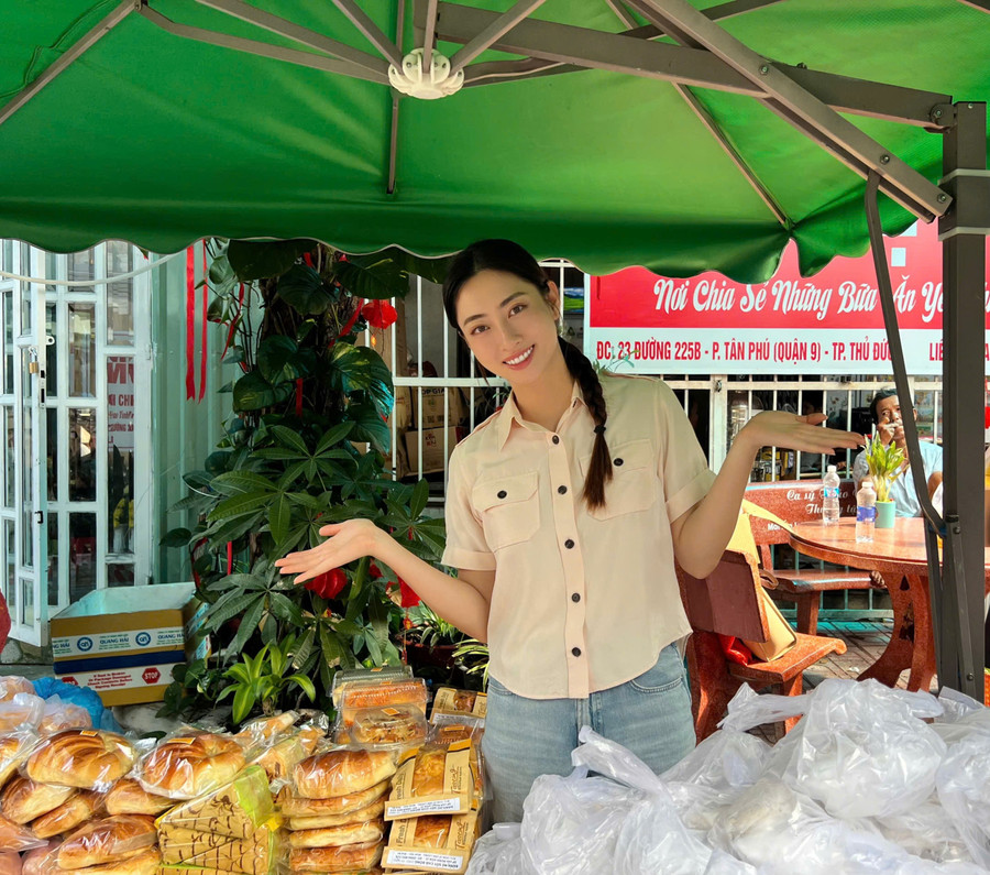 luong-thuy-linh-2.jpg