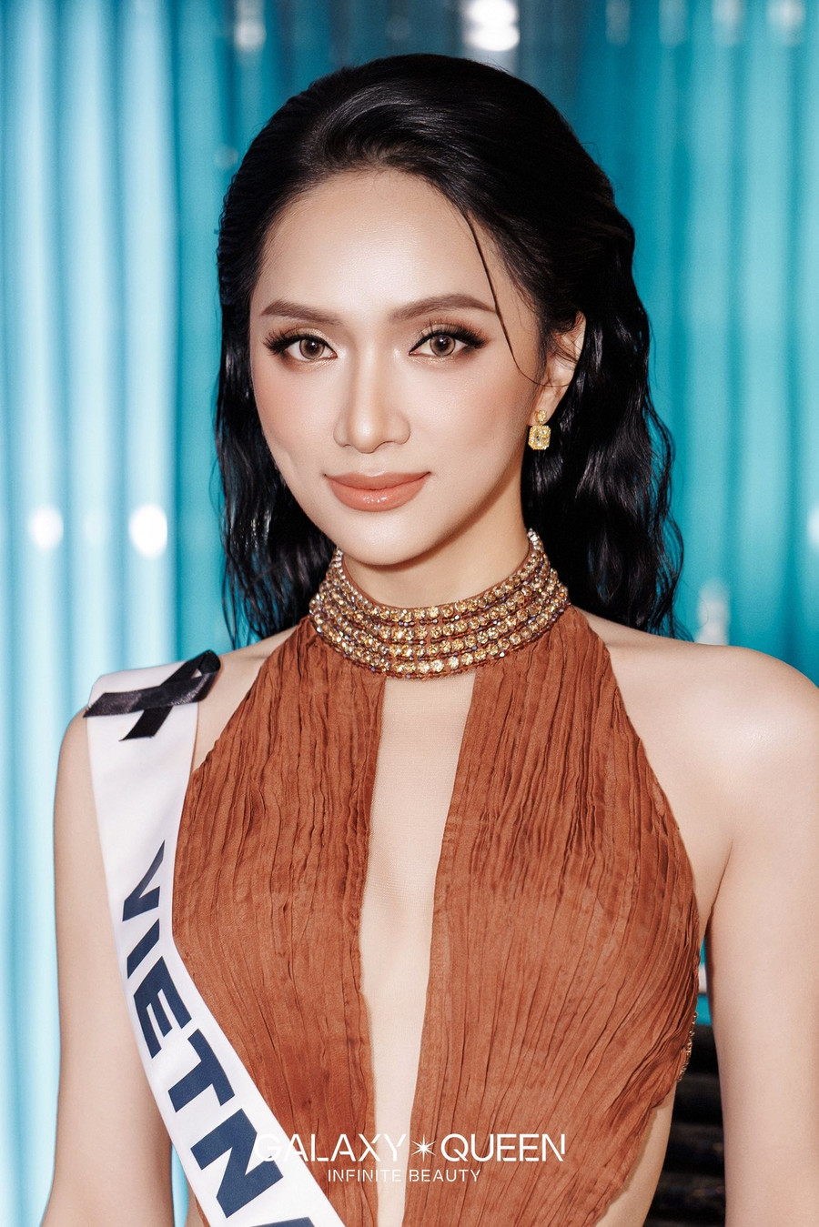 Hương Giang huong-giang-2.jpg