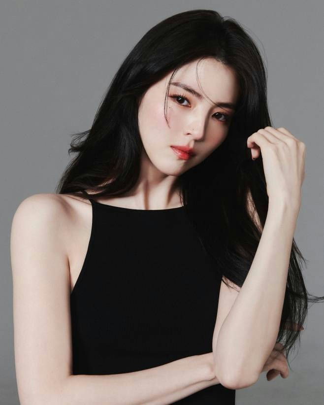 Nữ diễn viên Han So Hee. goo-hye-sun-2.jpg