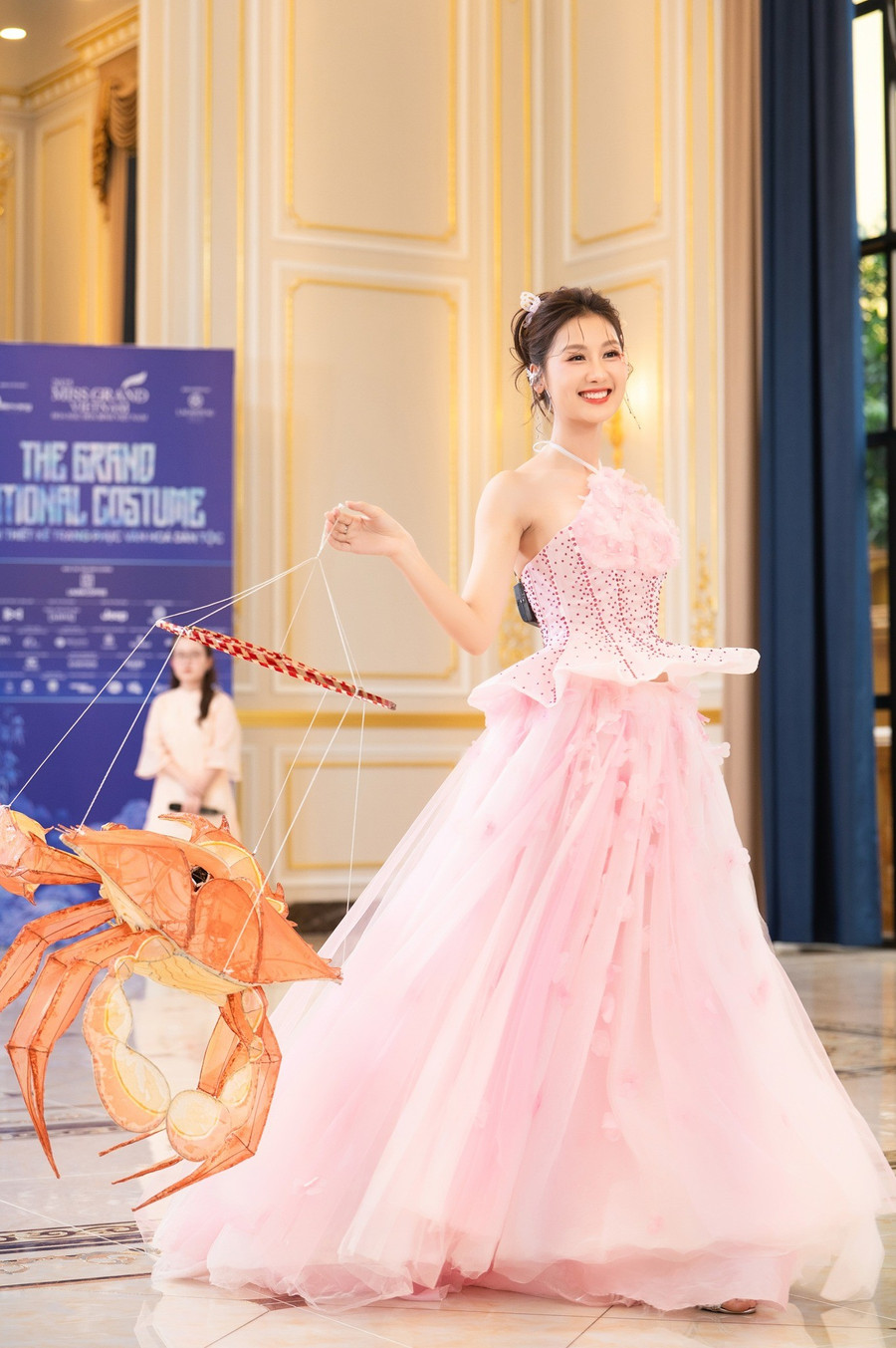 Đương kim Miss Grand Vietnam Võ Lê Quế Anh. que-anh.jpg