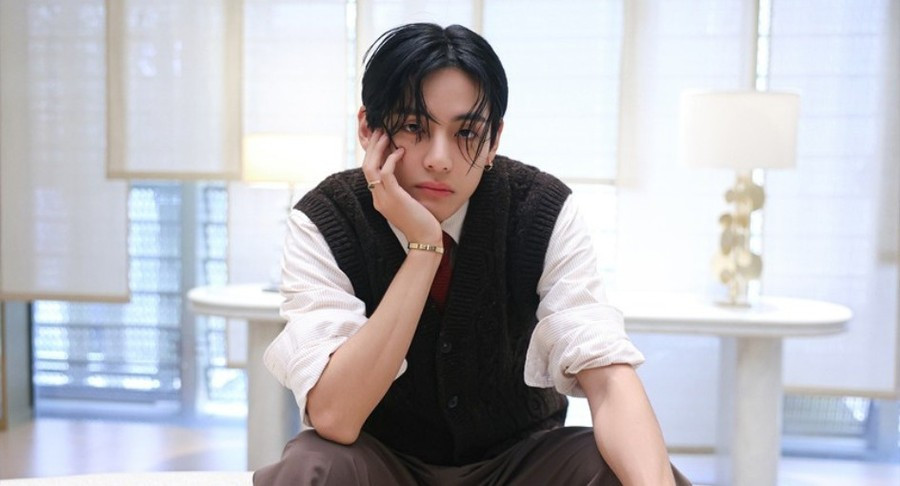 V (BTS) đạt 3,3 triệu người theo dõi trên TikTok sau khi tài khoản được phát hiện. v.jpg