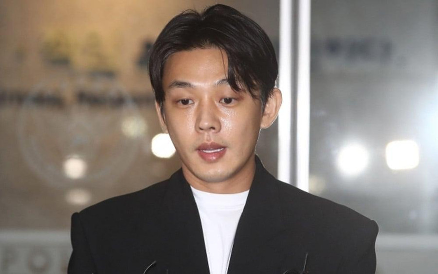 Nam diễn viên Yoo Ah In được cho là đã bị bắt giữ vì tội tấn công tình dục người đồng giới. Yoo Ah In cv.jpg