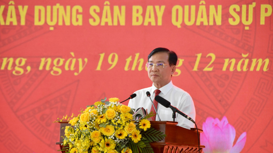 Ông Hồ Văn Mười, Chủ tịch UBND tỉnh Lâm Đồng phát biểu tại buổi lễ. z7342191700392-a4c1df5a5849bc6ba693e4dfd5f26ac4.jpg