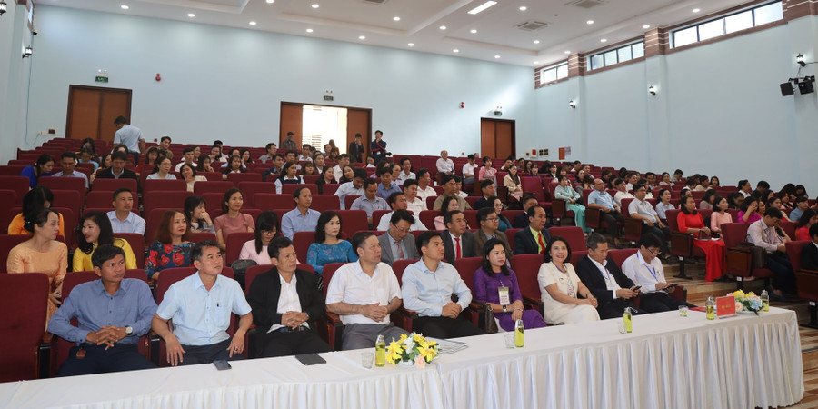 185 Trung Tâm Đăng Nhập MM88 Chính Thức Mới THPT khu vực phía Tây tỉnh Lâm Đồng thi Trung Tâm Đăng Nhập MM88 Chính Thức Mới dạy giỏi. Ảnh: Nguyễn Hiền. 987654.jpg