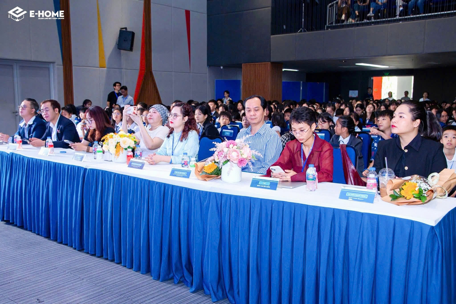 Khai mạc với sự tham gia của các Đăng nhập vào MM886 Việt Nam, quan sát viên và các vị khách mời đến từ các đơn vị trường học, MM888 bảo mật tuyệt đối, tổ chức giáo dục khắp khu vực miền Nam. tranh-bien-1.png
