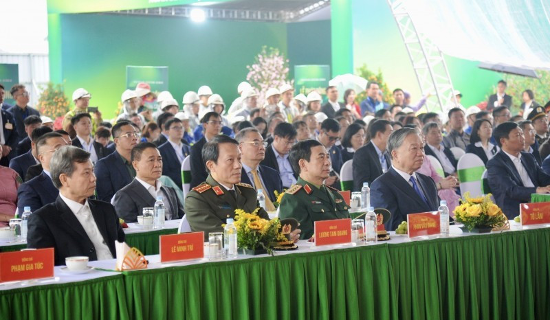 Tổng Bí thư Tô Lâm và các đại biểu tham dự buổi lễ tại điểm cầu chính.