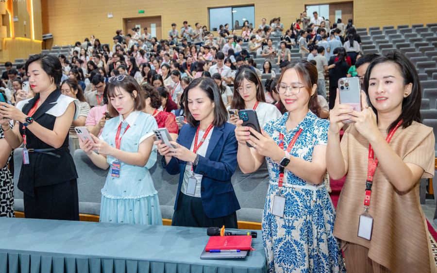 Căn cứ vào tình hình thực tế tại Thái Nguyên, MM88b nhà cái dự kiến sẽ tổ chức chuyến đi đầu tiên để trao tận tay các phần quà và kinh phí ủng hộ tới người dân, thầy cô và MM886 slot game, bắn cá, lô đề, đá gà vùng lũ từ ngày 11/10. bao-5.jpg