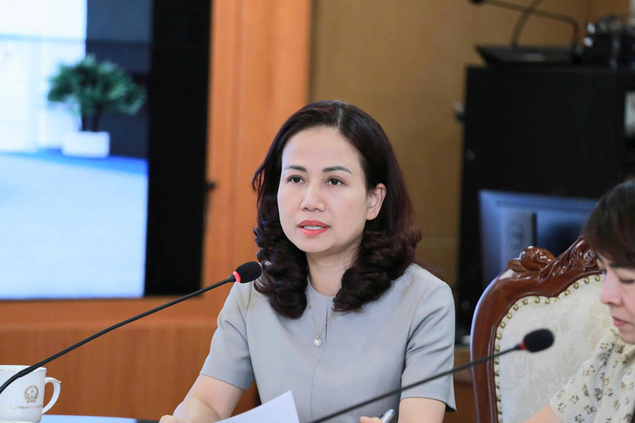 Phó Giám đốc Sở GD&ĐT Hà Nội Vương Hương Giang thể hiện tinh thần quyết tâm và trách nhiệm của ngành MM88dangnhap link vào với triển lãm của Bộ GD&ĐT lần này. Ảnh: Đình Tuệ. giang-pgd.jpg