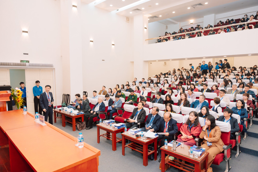 Hội thảo thu hút hàng trăm chuyên gia, nhà khoa học, nhà quản lý tham dự. sp-2.jpg