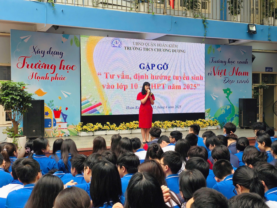 Các thông tin về Đăng Ký MM88.COM Ngay +88K lớp 10 năm 2025 được Hiệu trưởng MM88b nhà cái trao đổi trực tiếp. duong-4.jpg