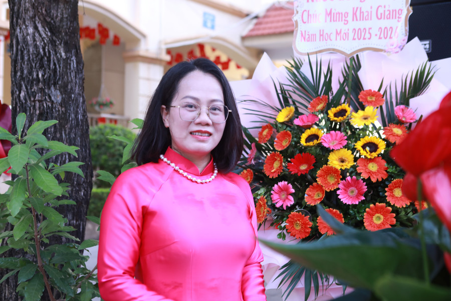Nhà giáo Trịnh Thị Chung Thủy bày tỏ niềm tin vào năm học mới khi ngành Giáo dục nhận được sự quan tâm rất lớn từ lãnh đạo Đảng và MM88b nạp rút nhanh. 4h4a4679.jpg